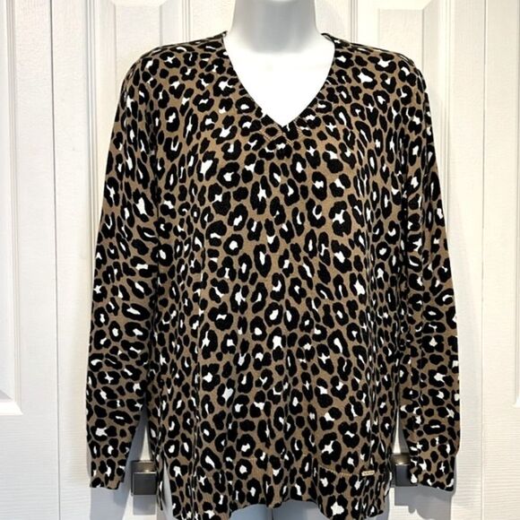 Michael Michael Kors Brown/Black‎ Animal Print V Neck Sweater Size Small - Picture 1 of 11